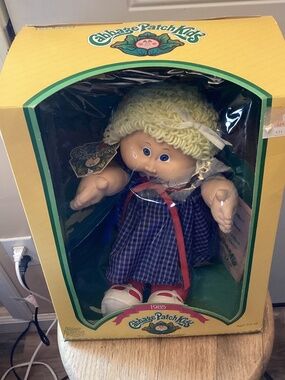 Vintage 1985 Cabbage Patch Kids Doll Coleco 3900